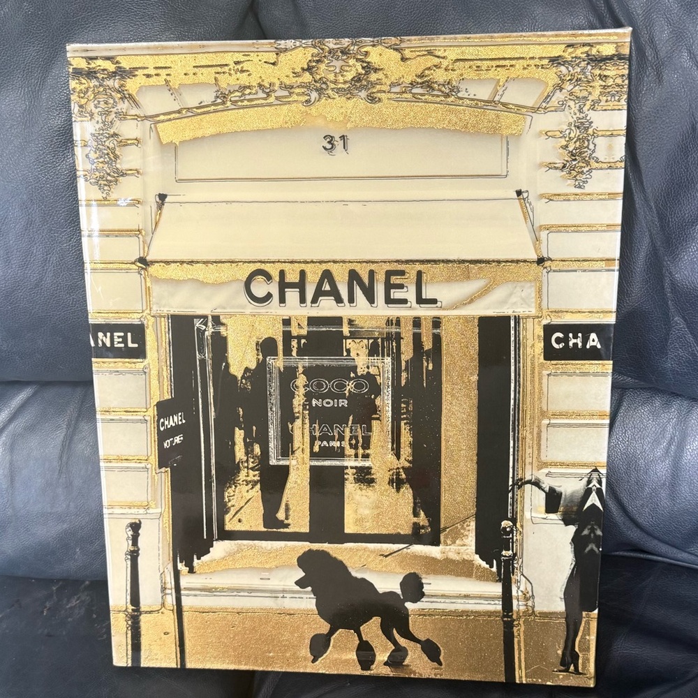 Namebrand themed decorative wall art canvas. Black & Gold.